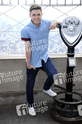 Jesse McCartney besucht das The Empire State Building, New York
