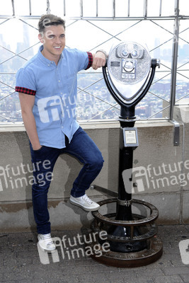 Jesse McCartney besucht das The Empire State Building, New York