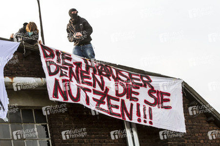 Hausbesetzung durch Aktivisten vom Rat der RÄ.P.U.B.L.I.K., Essen