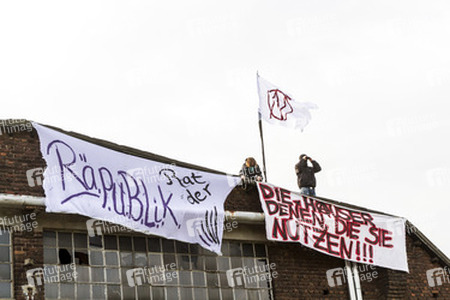 Hausbesetzung durch Aktivisten vom Rat der RÄ.P.U.B.L.I.K., Essen