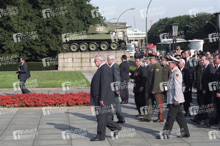 Verabschiedung der russischen Streitkräfte aus Deutschland, Berlin