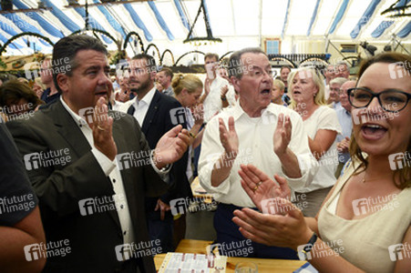 Eröffnung der Cranger Kirmes, Herne