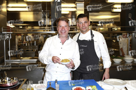 Patrick Lindner kocht auf dem Traumschiff, Hanburg
