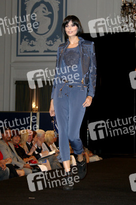 Liz Malraux Couture Modenschau, Hamburg