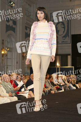 Liz Malraux Couture Modenschau, Hamburg