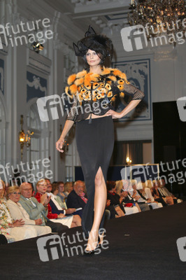 Liz Malraux Couture Modenschau, Hamburg