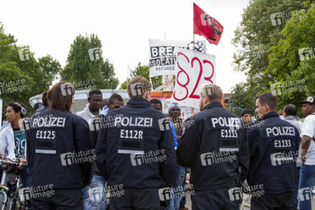 Flüchtlinge protestieren am Kreuzberger Oranienplatz, Berlin