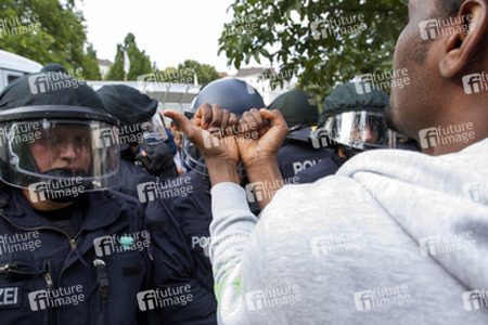 Flüchtlinge protestieren am Kreuzberger Oranienplatz, Berlin
