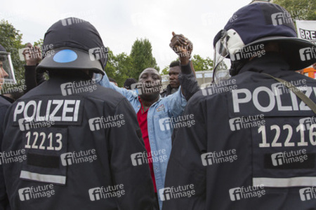 Flüchtlinge protestieren am Kreuzberger Oranienplatz, Berlin