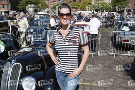 Start der 7. Hamburg-Berlin-Klassik Oldie-Rallye, Hamburg