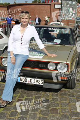Start der 7. Hamburg-Berlin-Klassik Oldie-Rallye, Hamburg