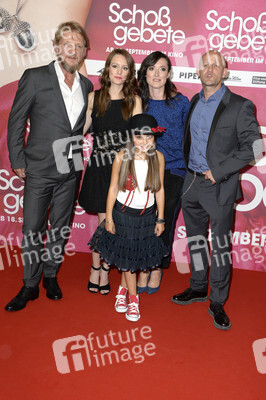 'Schoßgebete' Premiere, Berlin