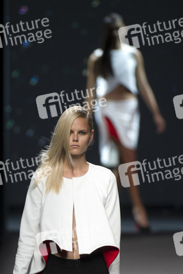 Amaya Arzuaga Fashion Show, Fashion Week Madrid
