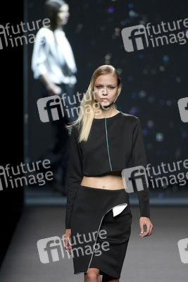 Amaya Arzuaga Fashion Show, Fashion Week Madrid
