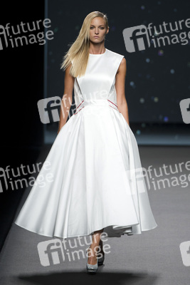 Amaya Arzuaga Fashion Show, Fashion Week Madrid