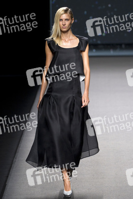 Amaya Arzuaga Fashion Show, Fashion Week Madrid