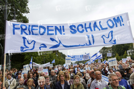 'Deutschland steht auf: Nie wieder Judenhass!' Demonstration, Berlin