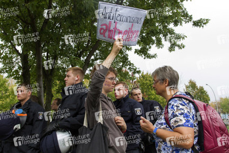 Gegendemonstration zum 'Marsch für das Leben', Berlin