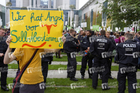 Gegendemonstration zum 'Marsch für das Leben', Berlin