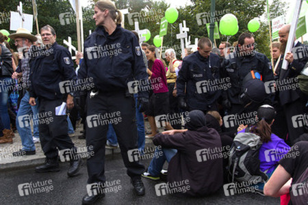 Gegendemonstration zum 'Marsch für das Leben', Berlin