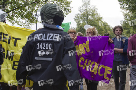 Gegendemonstration zum 'Marsch für das Leben', Berlin