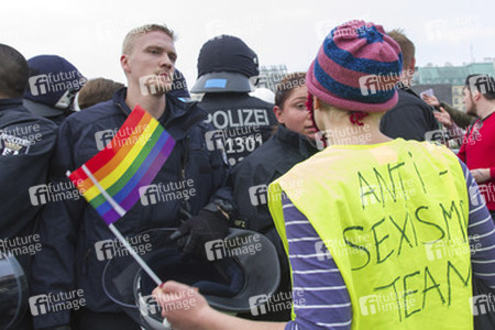 Gegendemonstration zum 'Marsch für das Leben', Berlin