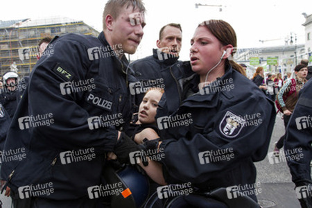 Gegendemonstration zum 'Marsch für das Leben', Berlin