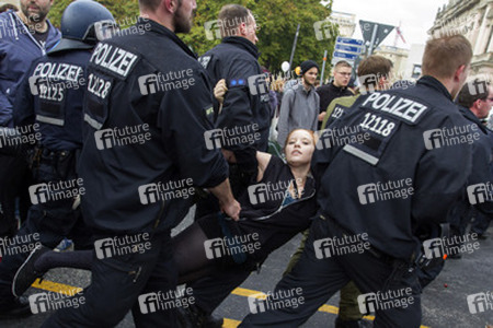 Gegendemonstration zum 'Marsch für das Leben', Berlin