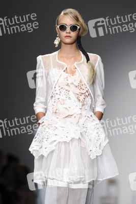 Bora Aksu Fashion Show, London Fashion Week