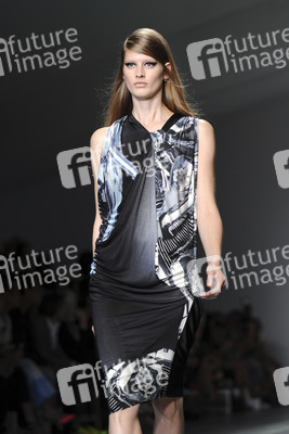 Jean Pierre Braganza Fashion Show, London Fashion Week