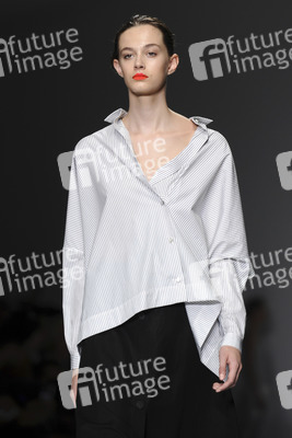 Eudon Choi Fashion Show, London Fashion Week