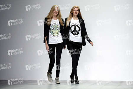 Felder Felder Fashion Show, London Fashion Week