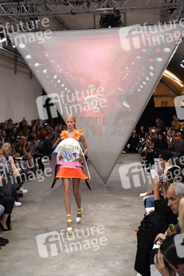 Fyodor Golan Fashion Show, London Fashion Week