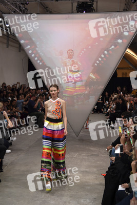 Fyodor Golan Fashion Show, London Fashion Week