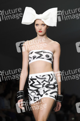 Sibling Fashion Show, London Fashion Week