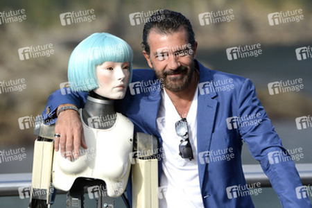 'Autómata' Photocall, San Sebastian Film Festival 2014