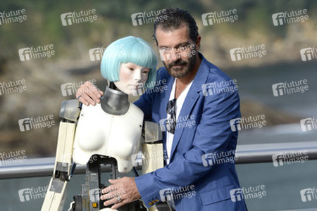 'Autómata' Photocall, San Sebastian Film Festival 2014