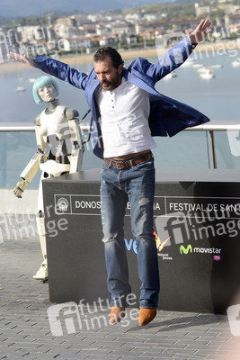 'Autómata' Photocall, San Sebastian Film Festival 2014