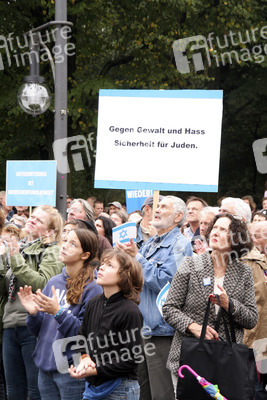 'Deutschland steht auf: Nie wieder Judenhass!' Demonstration, Berlin