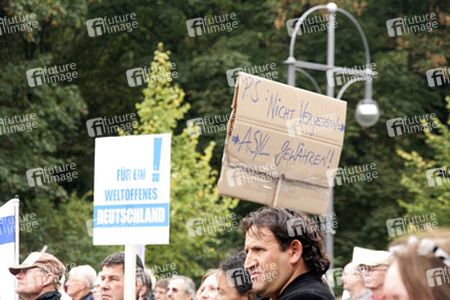 'Deutschland steht auf: Nie wieder Judenhass!' Demonstration, Berlin