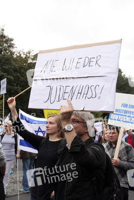 'Deutschland steht auf: Nie wieder Judenhass!' Demonstration, Berlin