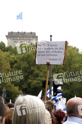 'Deutschland steht auf: Nie wieder Judenhass!' Demonstration, Berlin
