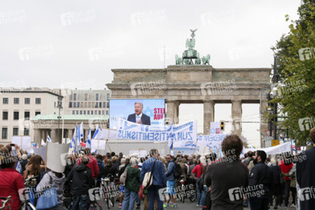 'Deutschland steht auf: Nie wieder Judenhass!' Demonstration, Berlin