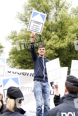 'Deutschland steht auf: Nie wieder Judenhass!' Demonstration, Berlin