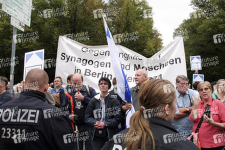 'Deutschland steht auf: Nie wieder Judenhass!' Demonstration, Berlin