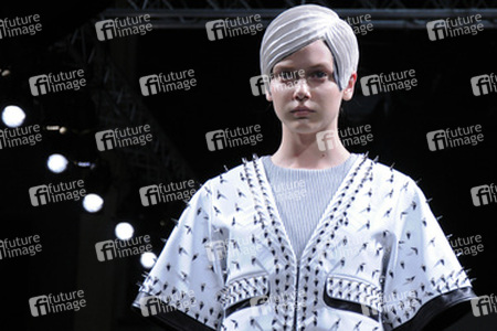 Anrealage Fashion Show, Fashion Week Paris