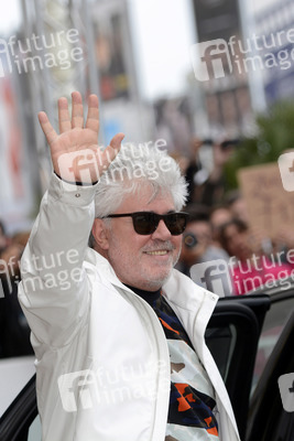 Ankunft von Pedro Almodóvar auf dem San Sebastian Film Festival 2014