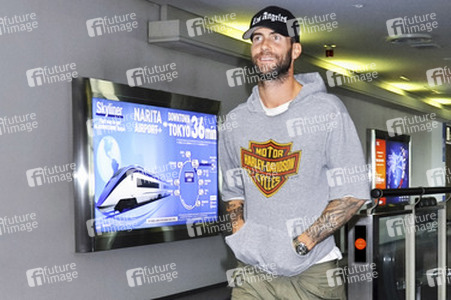 Ankunft von Adam Levine in Japan