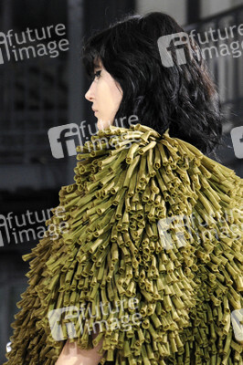 John Galliano Fashion Show, Fashion Week Paris