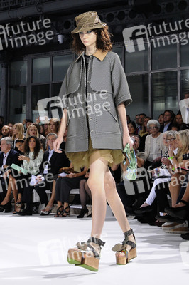 John Galliano Fashion Show, Fashion Week Paris